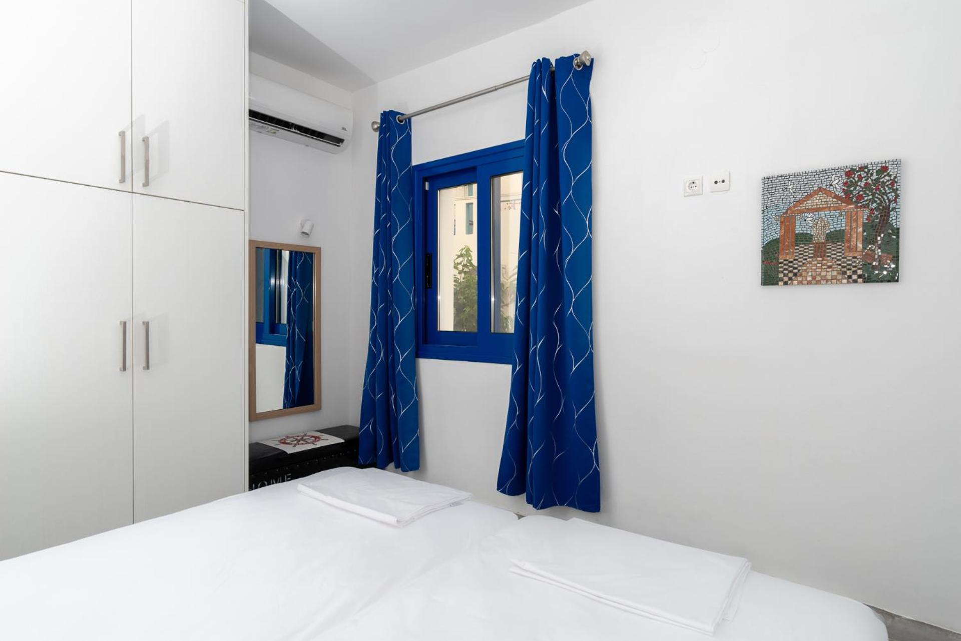 Stratos By Mroom Apartments Makrýgialos Exteriör bild